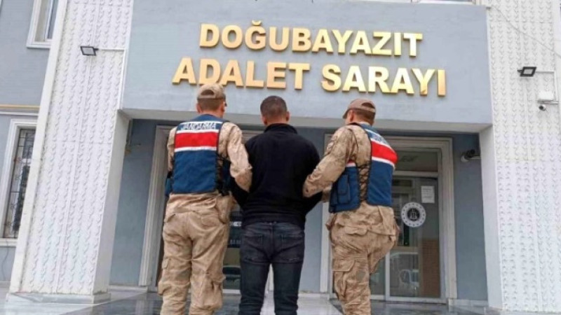 33 farklı suçtan aranan şahıs yakalandı