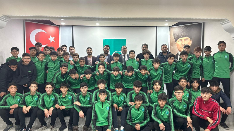 IC Vakfı Kişisel Gelişim Seminerlerinin İlkini Düzenledi